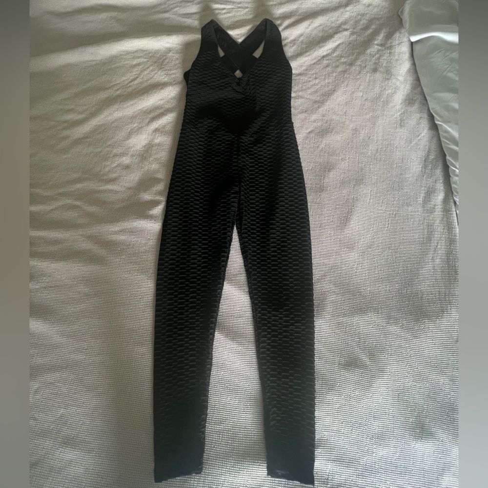 Laura Bellies Black Junpsuit